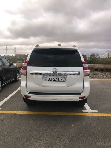 Toyota Prado 2013, 800,000 km - 4.0 l - Bakı