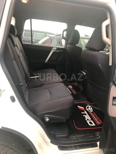 Toyota Prado 2013, 800,000 km - 4.0 l - Bakı