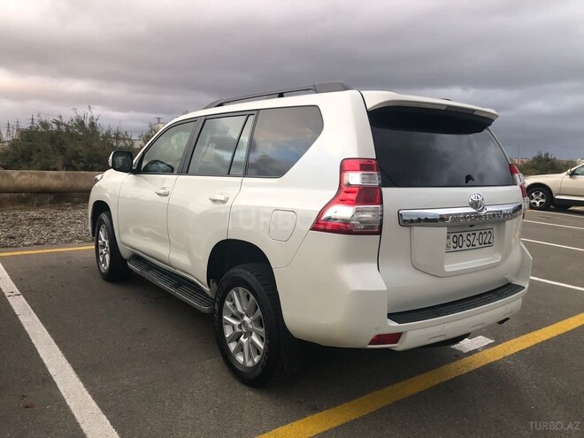 Toyota Prado 2013, 800,000 km - 4.0 l - Bakı