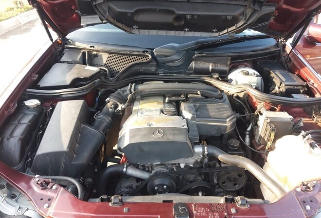 Mercedes E 230 1996, 262,000 km - 2.3 л - Bakı