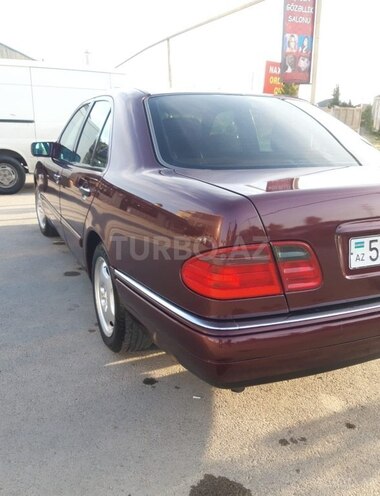 Mercedes E 230 1996, 262,000 km - 2.3 л - Bakı