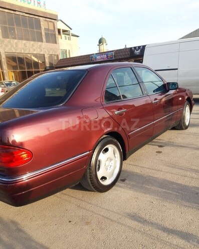 Mercedes E 230 1996, 262,000 km - 2.3 л - Bakı