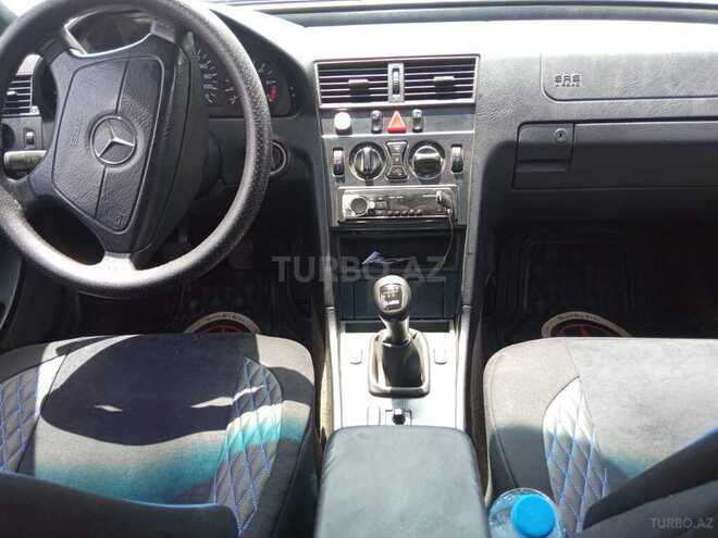Mercedes C 220 1997, 489,030 km - 2.2 л - Salyan