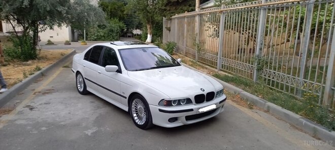 BMW 530 2001, 366,000 km - 3.0 l - Bakı