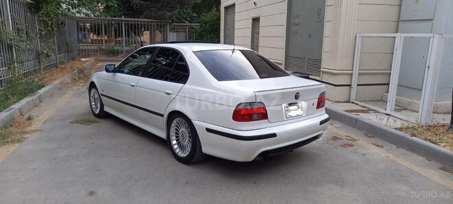 BMW 530 2001, 366,000 km - 3.0 l - Bakı