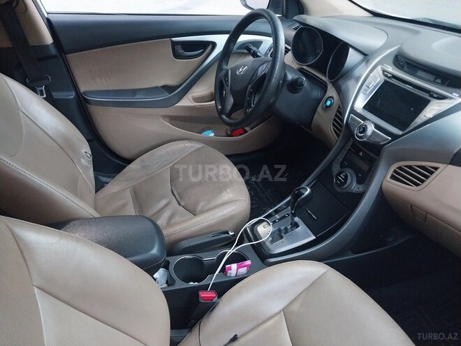 Hyundai Elantra 2013, 250,000 km - 1.8 l - Bakı