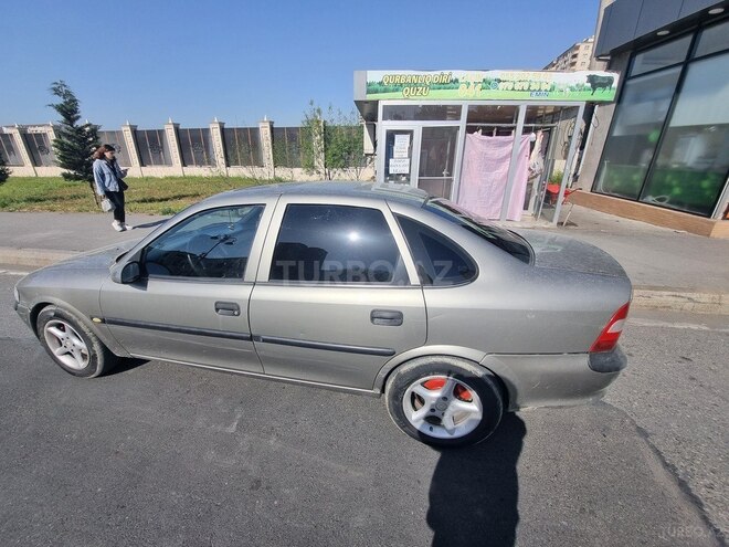 Opel Vectra 1996, 332,000 km - 2.0 л - Bakı