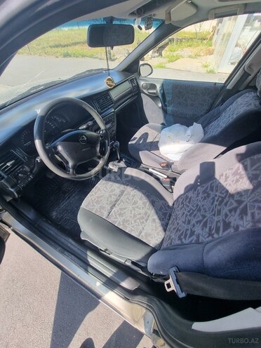 Opel Vectra 1996, 332,000 km - 2.0 л - Bakı
