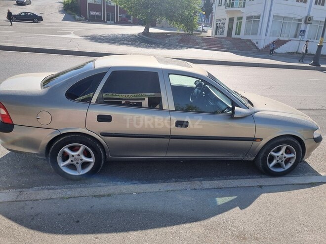 Opel Vectra 1996, 332,000 km - 2.0 л - Bakı