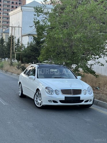 Mercedes E 320 2003, 289,000 km - 3.2 l - Bakı