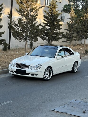 Mercedes E 320 2003, 289,000 km - 3.2 l - Bakı