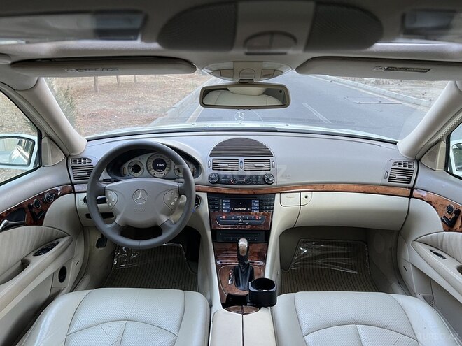 Mercedes E 320 2003, 289,000 km - 3.2 l - Bakı