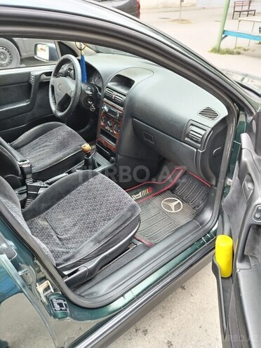 Opel Antara 1998, 353,000 km - 1.6 л - Sumqayıt