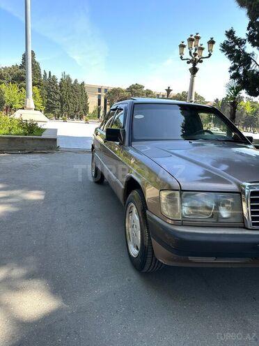 Mercedes 190 1989, 407,000 km - 2.0 l - Sumqayıt