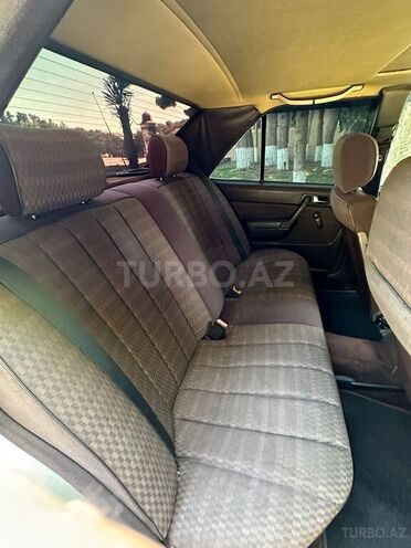 Mercedes 190 1989, 407,000 km - 2.0 l - Sumqayıt