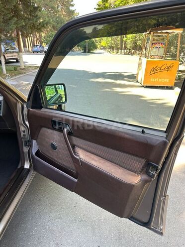 Mercedes 190 1989, 407,000 km - 2.0 l - Sumqayıt