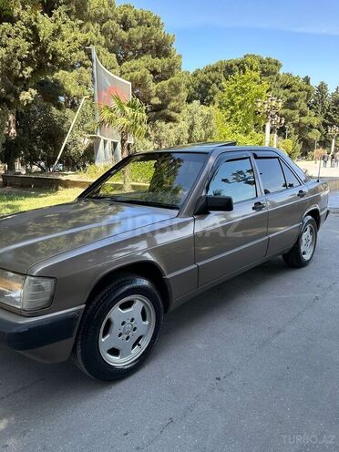 Mercedes 190 1989, 407,000 km - 2.0 l - Sumqayıt