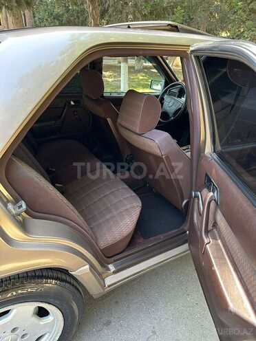 Mercedes 190 1989, 407,000 km - 2.0 l - Sumqayıt