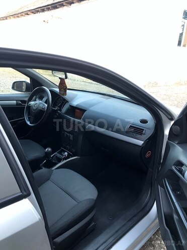 Opel Astra 2005, 290,000 km - 1.3 л - Kürdəmir