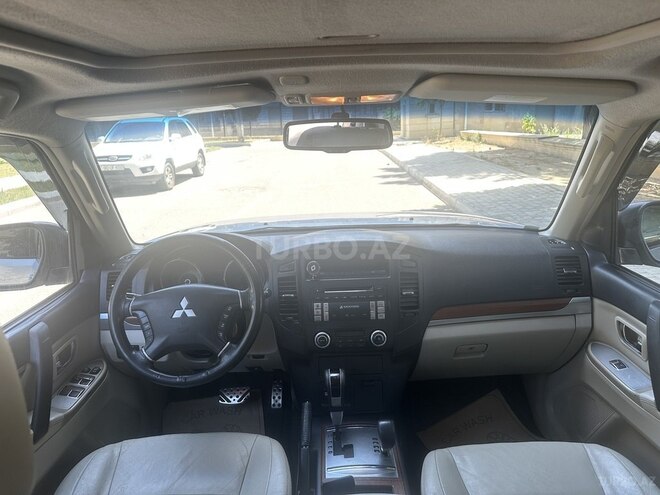 Mitsubishi Pajero 2008, 232,000 km - 3.0 l - Bakı