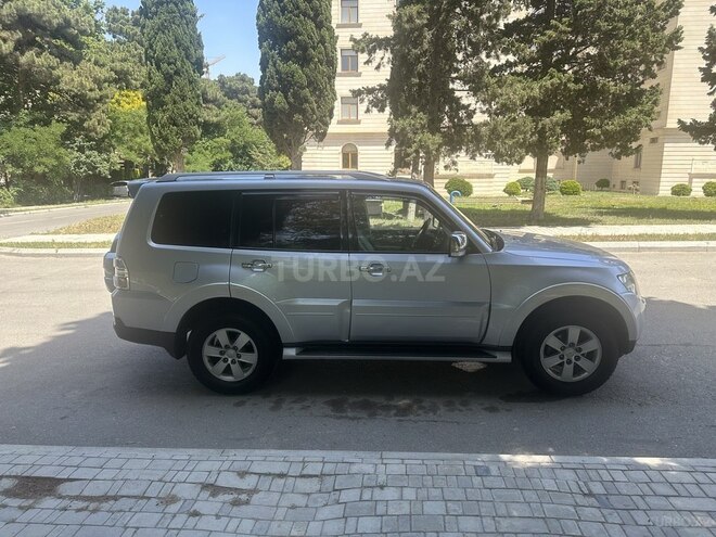Mitsubishi Pajero 2008, 232,000 km - 3.0 l - Bakı