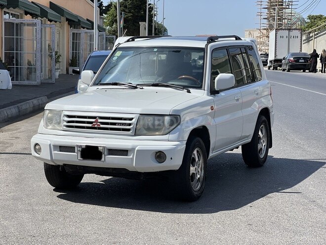 Mitsubishi Pajero io 1999, 490,000 km - 2.0 л - Bakı
