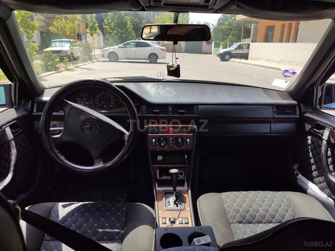 Mercedes E 220 1994, 400,000 km - 2.2 l - Bakı