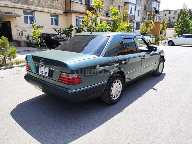 Mercedes E 220 1994, 400,000 km - 2.2 l - Bakı