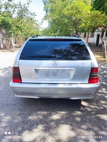 Mercedes C 220 2000, 368,955 km - 2.2 l - Bakı