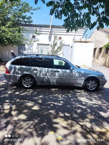 Mercedes C 220 2000, 368,955 km - 2.2 l - Bakı