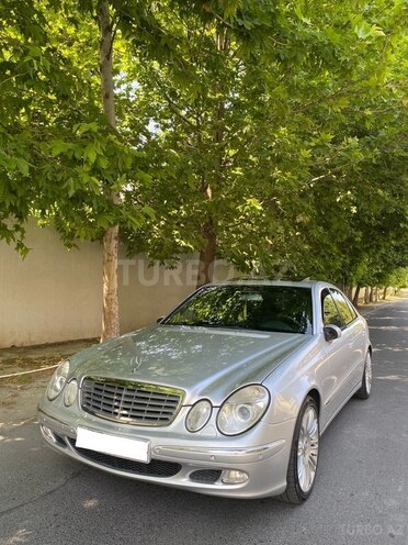 Mercedes E 240 2002, 332,000 km - 2.4 l - Bakı