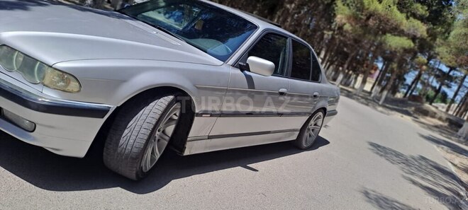 BMW 735 2001, 190,000 km - 3.5 l - Bakı