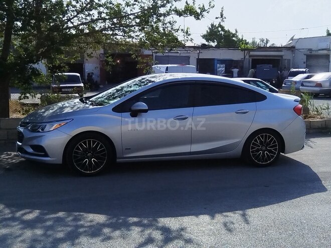 Chevrolet Cruze 2018, 85,800 km - 1.4 л - Sumqayıt