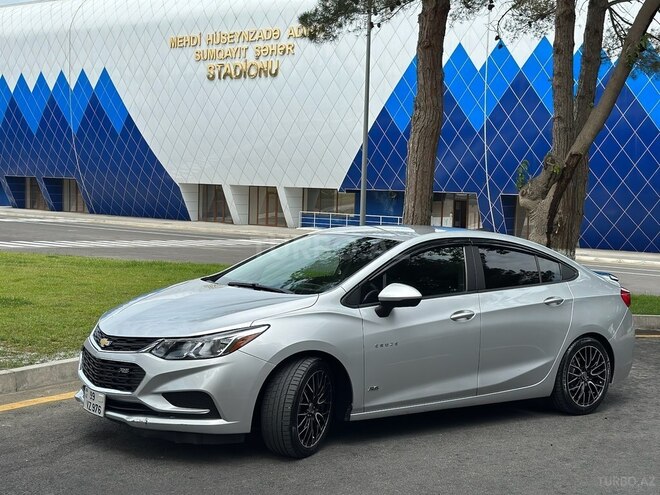 Chevrolet Cruze 2018, 85,800 km - 1.4 л - Sumqayıt