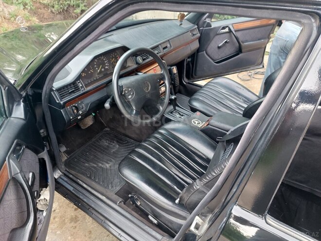 Mercedes E 200 1994, 420,000 km - 2.0 л - Beyləqan
