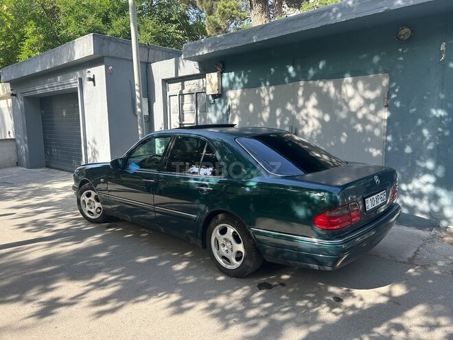 Mercedes E 230 1996, 330,000 km - 2.3 l - Bakı