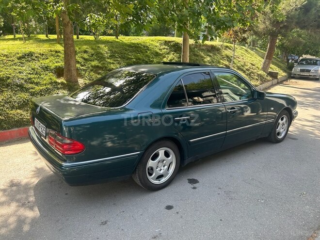 Mercedes E 230 1996, 330,000 km - 2.3 l - Bakı