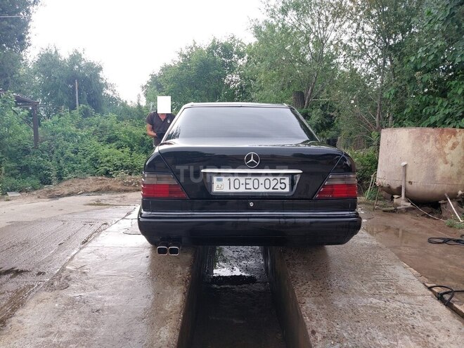 Mercedes E 200 1994, 420,000 km - 2.0 л - Beyləqan