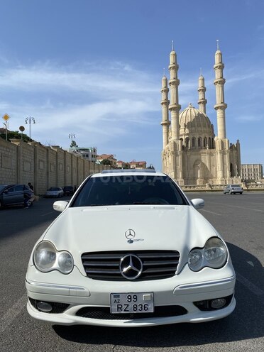 Mercedes C 250 2006, 332,000 km - 2.5 l - Bakı