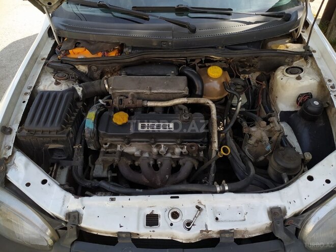 Opel Combo 2000, 200,000 km - 1.7 l - Bakı