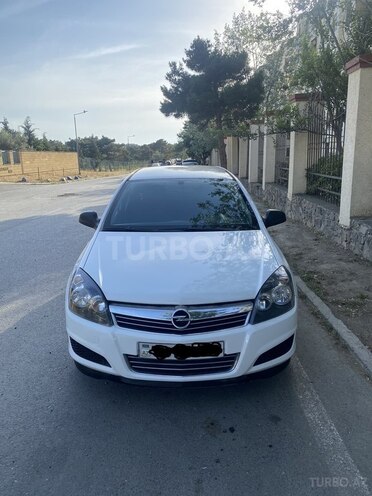Opel Astra 2010, 226,000 km - 1.3 l - Bakı