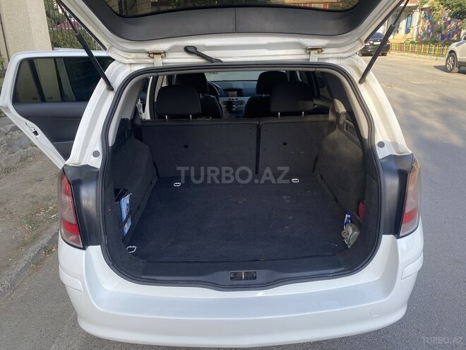 Opel Astra 2010, 226,000 km - 1.3 l - Bakı