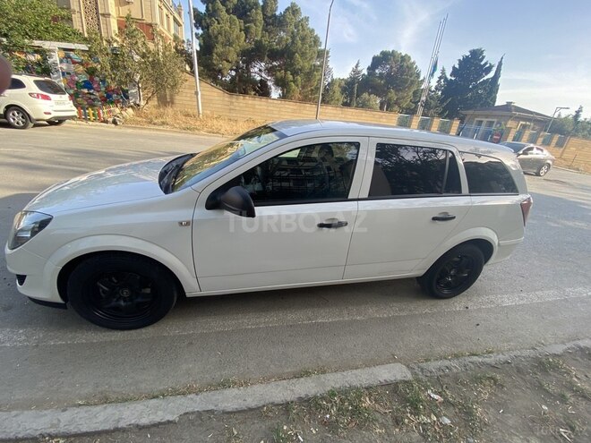 Opel Astra 2010, 226,000 km - 1.3 l - Bakı