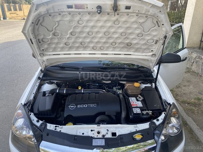 Opel Astra 2010, 226,000 km - 1.3 l - Bakı