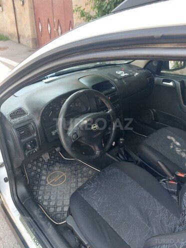 Opel Astra 1999, 300,000 km - 1.6 l - Gəncə