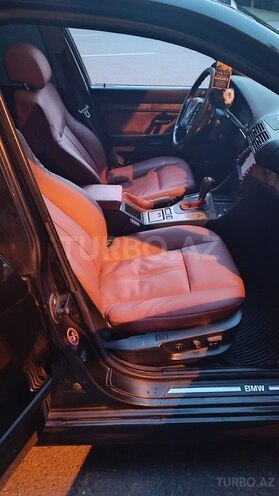 BMW 528 1998, 450,000 km - 2.8 l - Mingəçevir