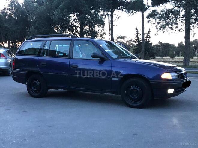 Opel Astra 1997, 321,000 km - 1.6 l - Bakı