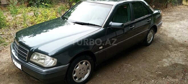 Mercedes C 220 1995, 445,000 km - 2.2 l - Neftçala