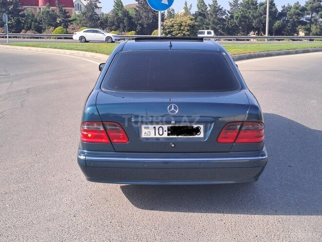 Mercedes E 320 2000, 370,500 km - 3.2 л - Bakı