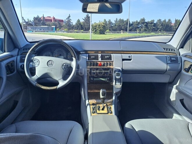 Mercedes E 320 2000, 370,500 km - 3.2 л - Bakı